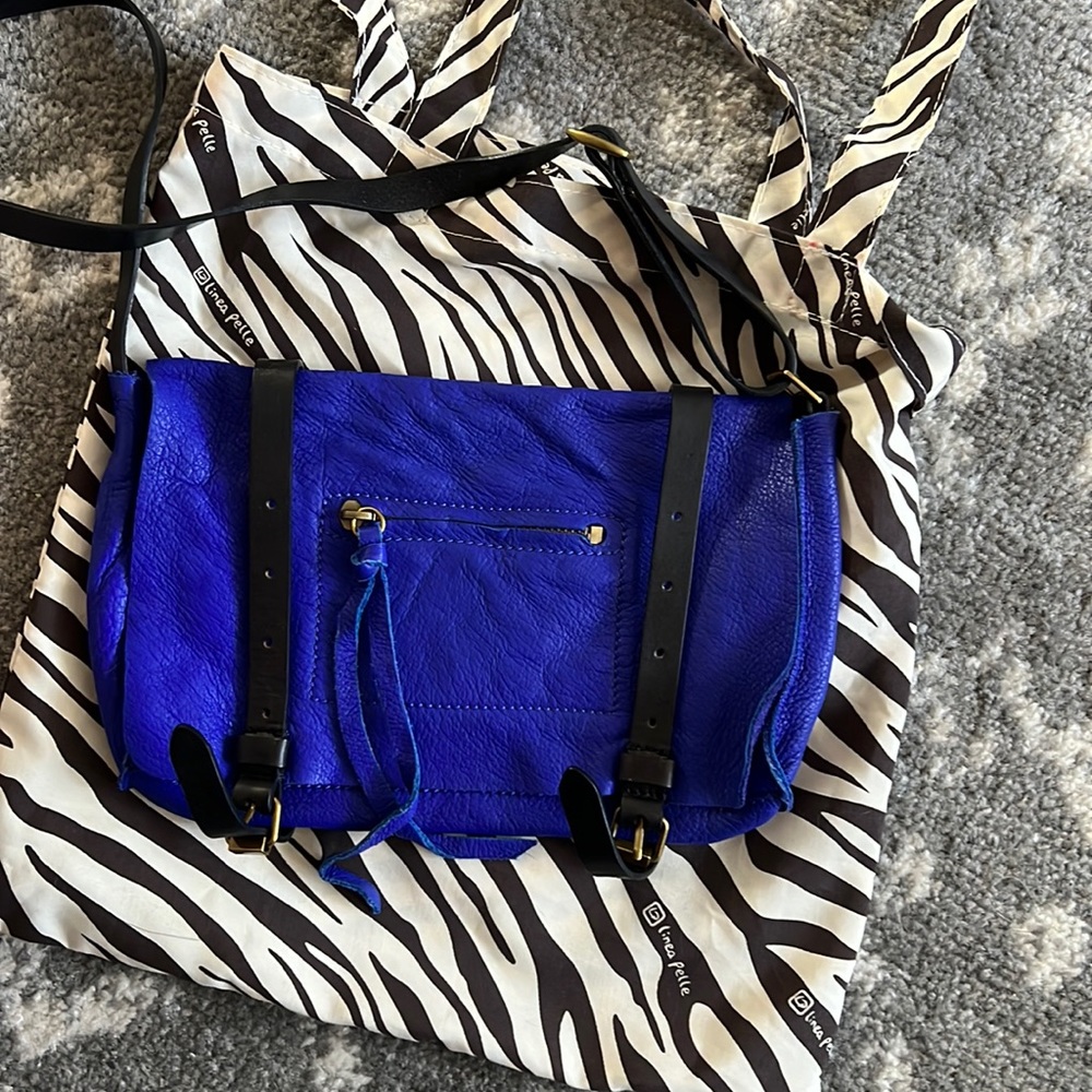 Linea Pelle crossbody